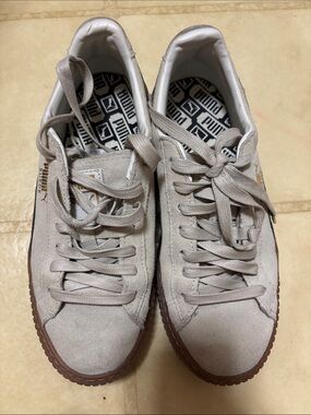 Puma Women Suede Sneakers in Light Gray with Gum Outsole